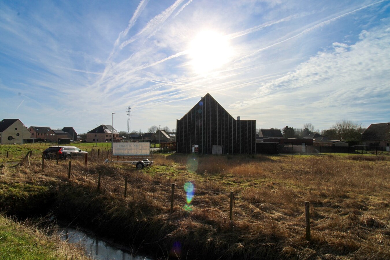 Ruim bouwperceel te koop in Temse: Bouw uw droomwoning op een unieke locatie! 