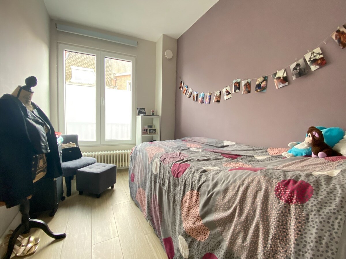 Triplex de 4 chambres avec terrasse en coeur du centre-ville ! 