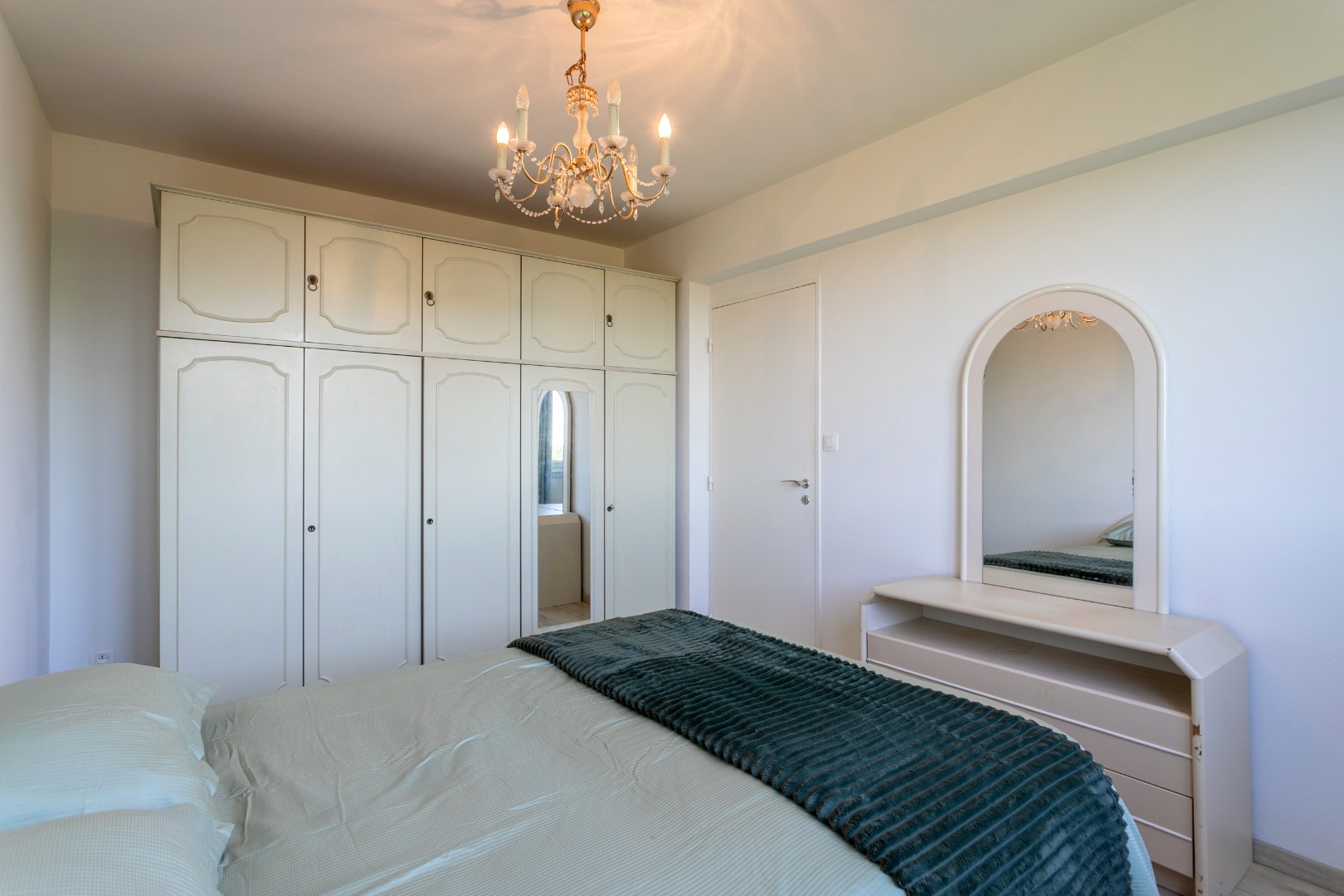 App (82m²) te koop in Breughelpark, met 2 slpks, ruim balkon en kelder 