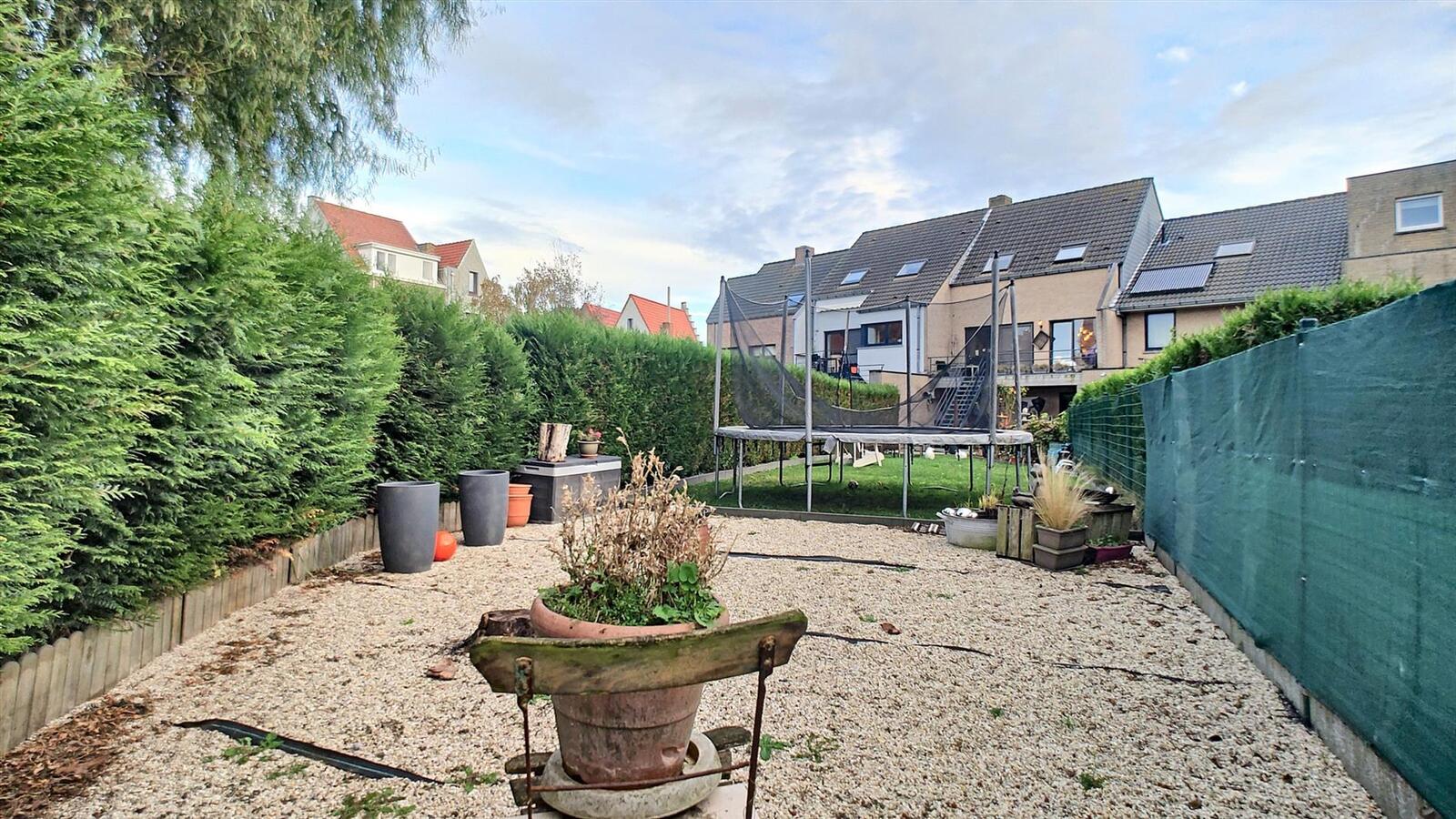 Knappe gezinswoning met vier slaapkamers en tuin - Zeebrugge 