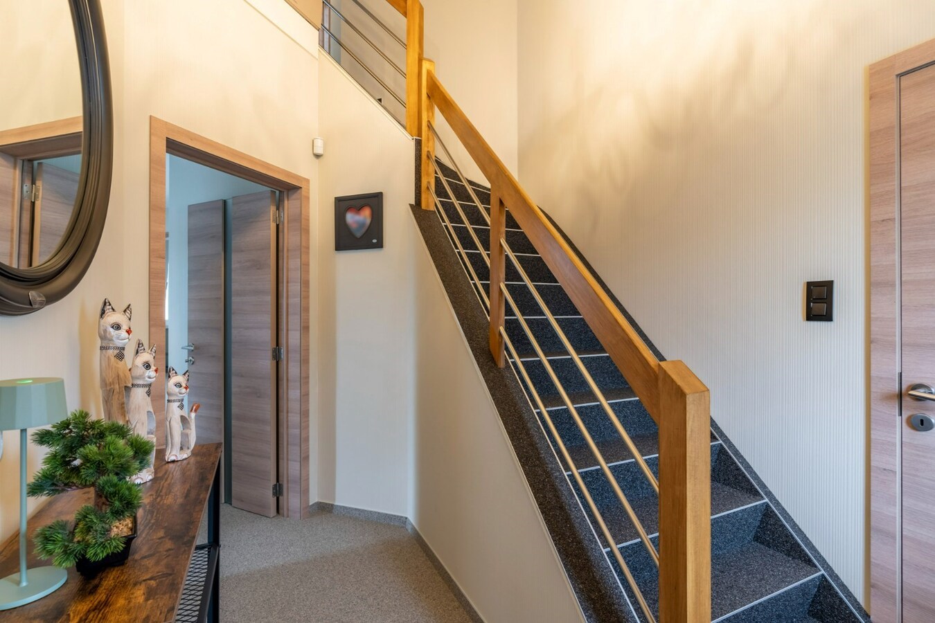 Gerenoveerde woning met tuin, garage en 3 slaapkamers in Opglabbeek - Perceeloppervlakte 684.00 - Bewoonbare oppervlakte 160.00 - Zuidoostelijke tuinoriëntatie 