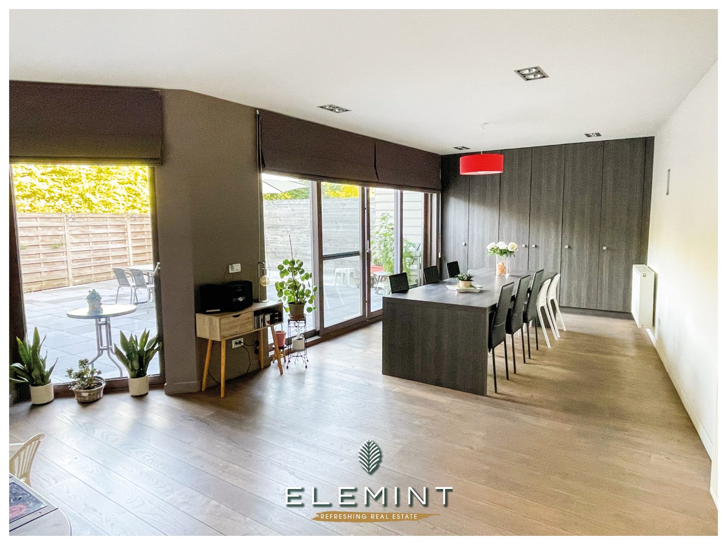Verrassend ruime woning met terras en 3 slaapkamers 