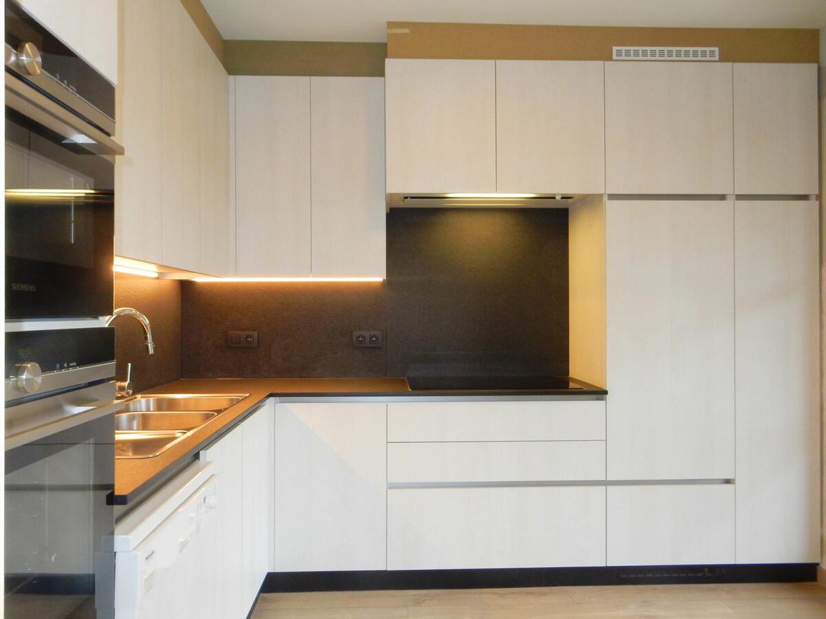 Lichtrijk tweeslaapkamerappartement te Kuurne 