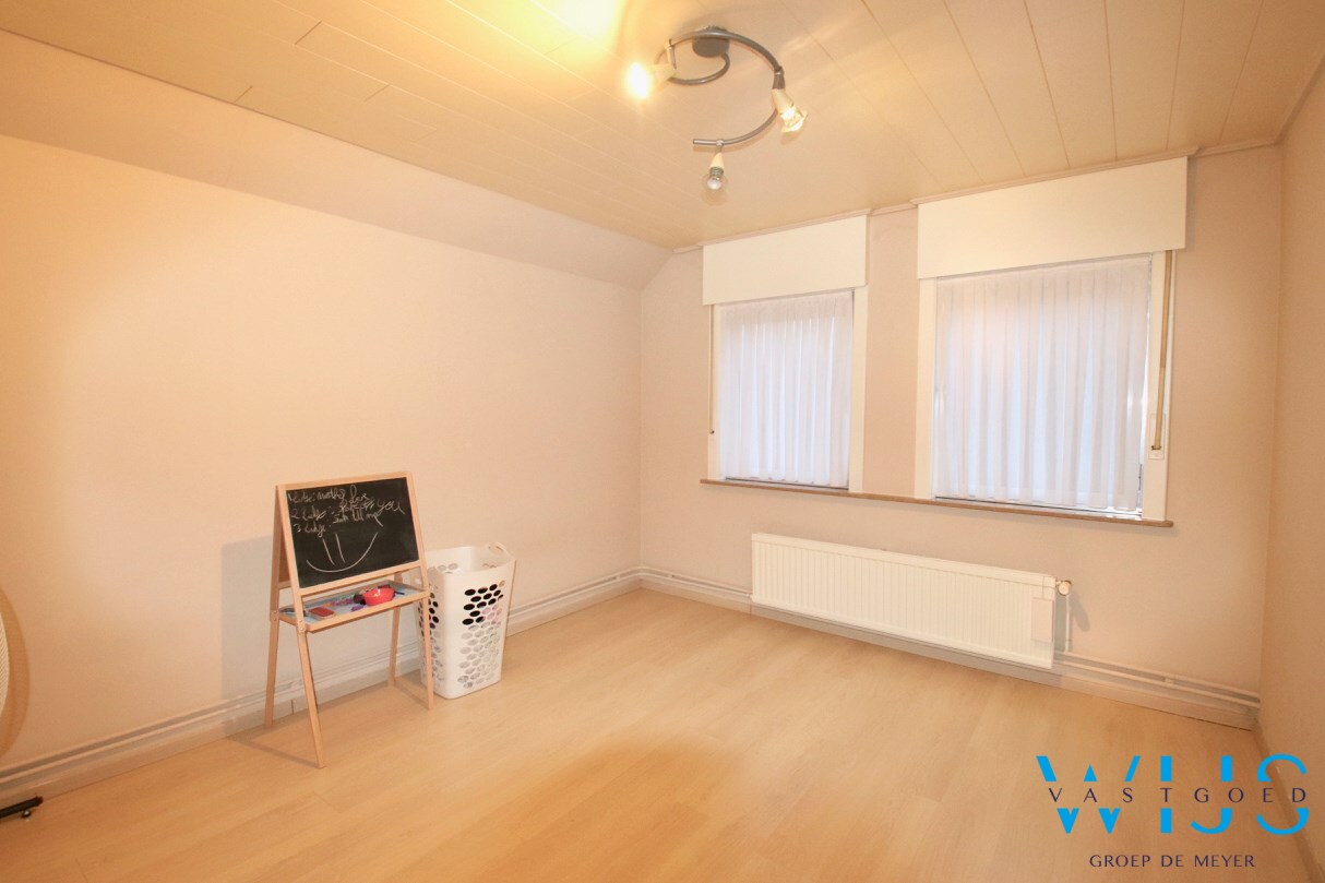 Tof woonhuis met 3 slaapkamers en tuin te Boekhoute ! 