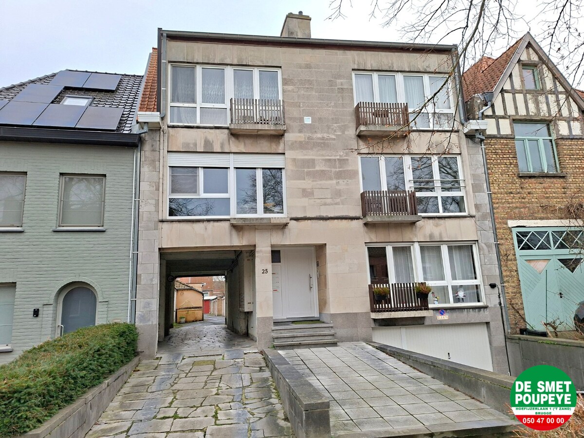 Centraal gelegen garage 