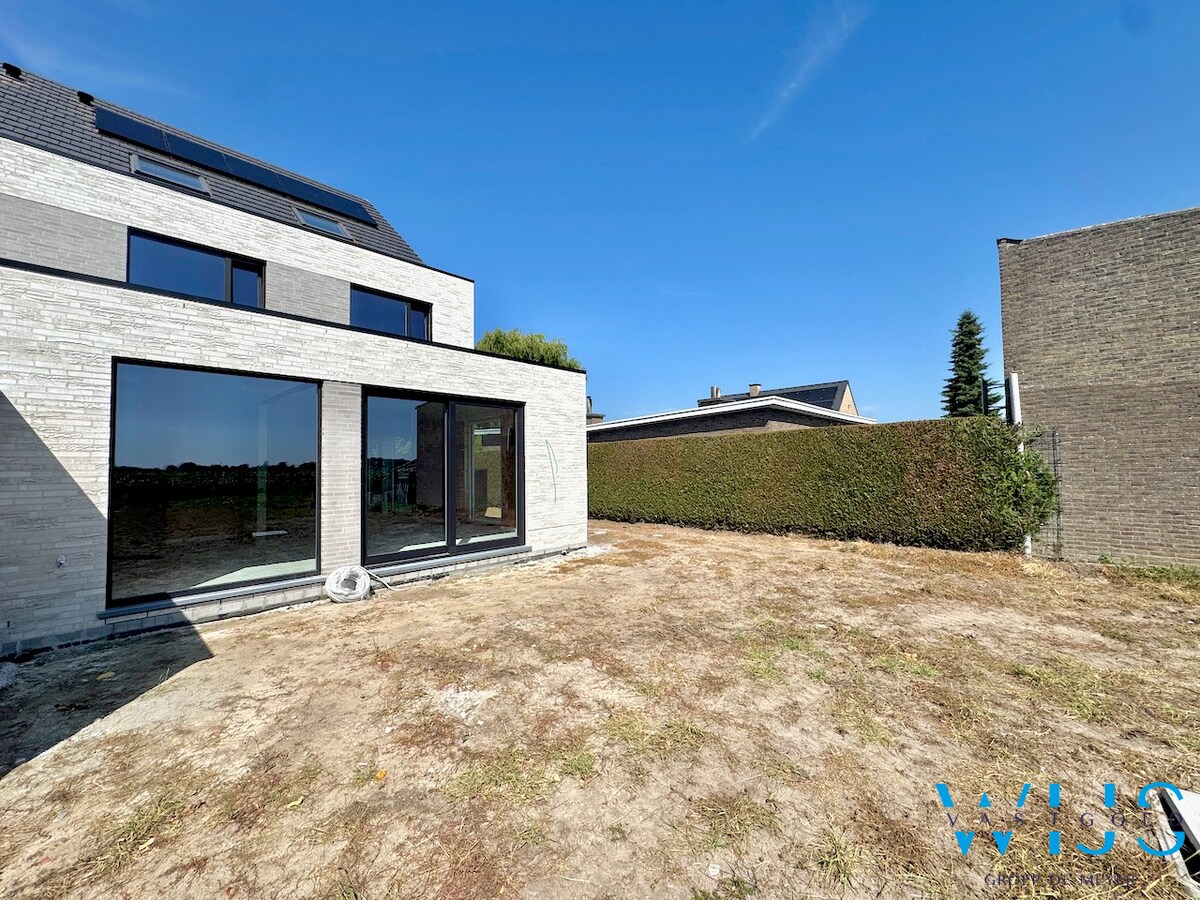 Nieuwbouw op TOPlocatie te Lembeke ! 