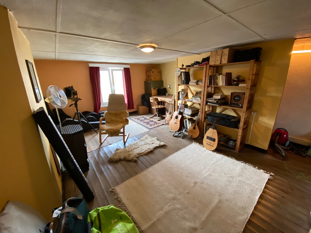 Goed gelegen, knusse rijwoning. 