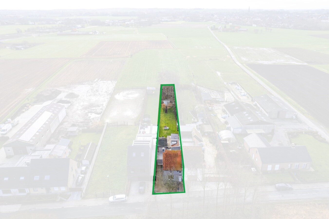 Woning met 4 slaapkamers en garage te Koekelare 