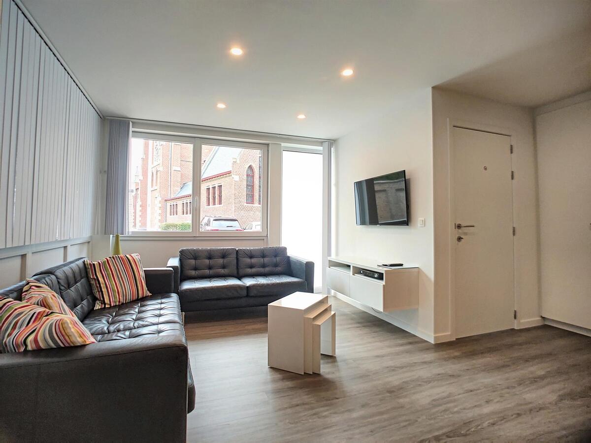 Zeer leuk, volledig gerenoveerd appartement - Heist 