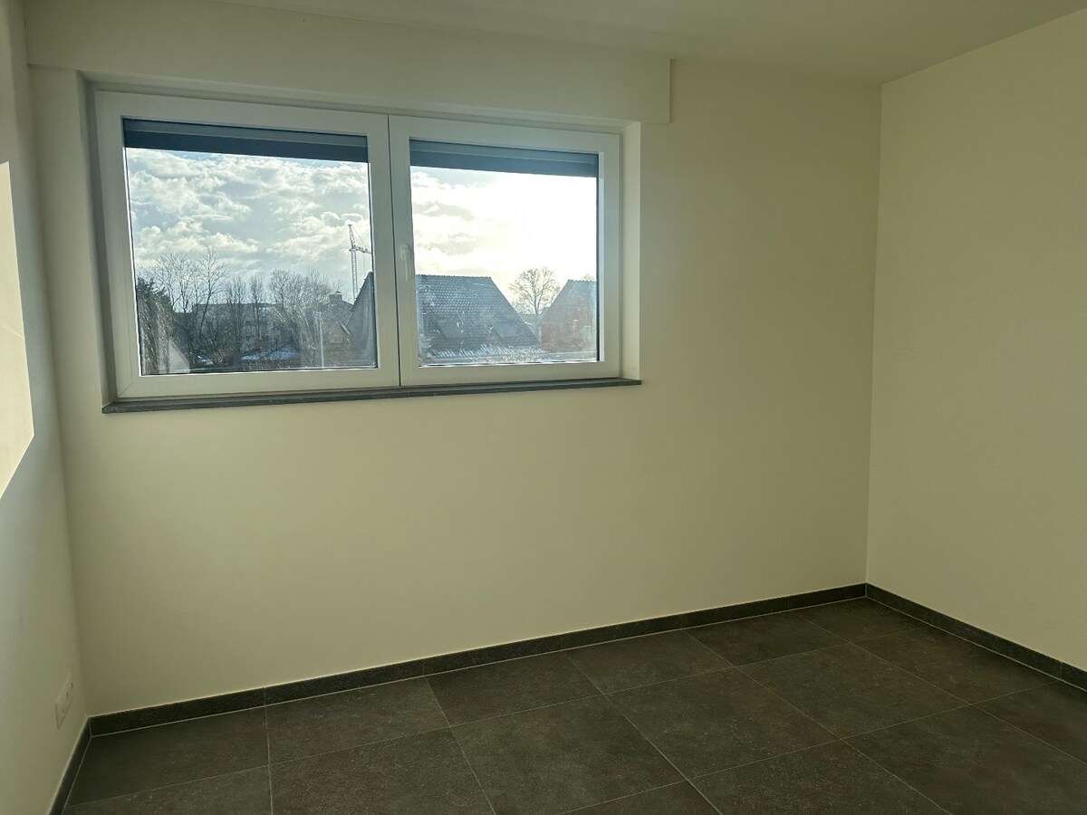 Nieuwbouwwoning met garage te Houthulst 