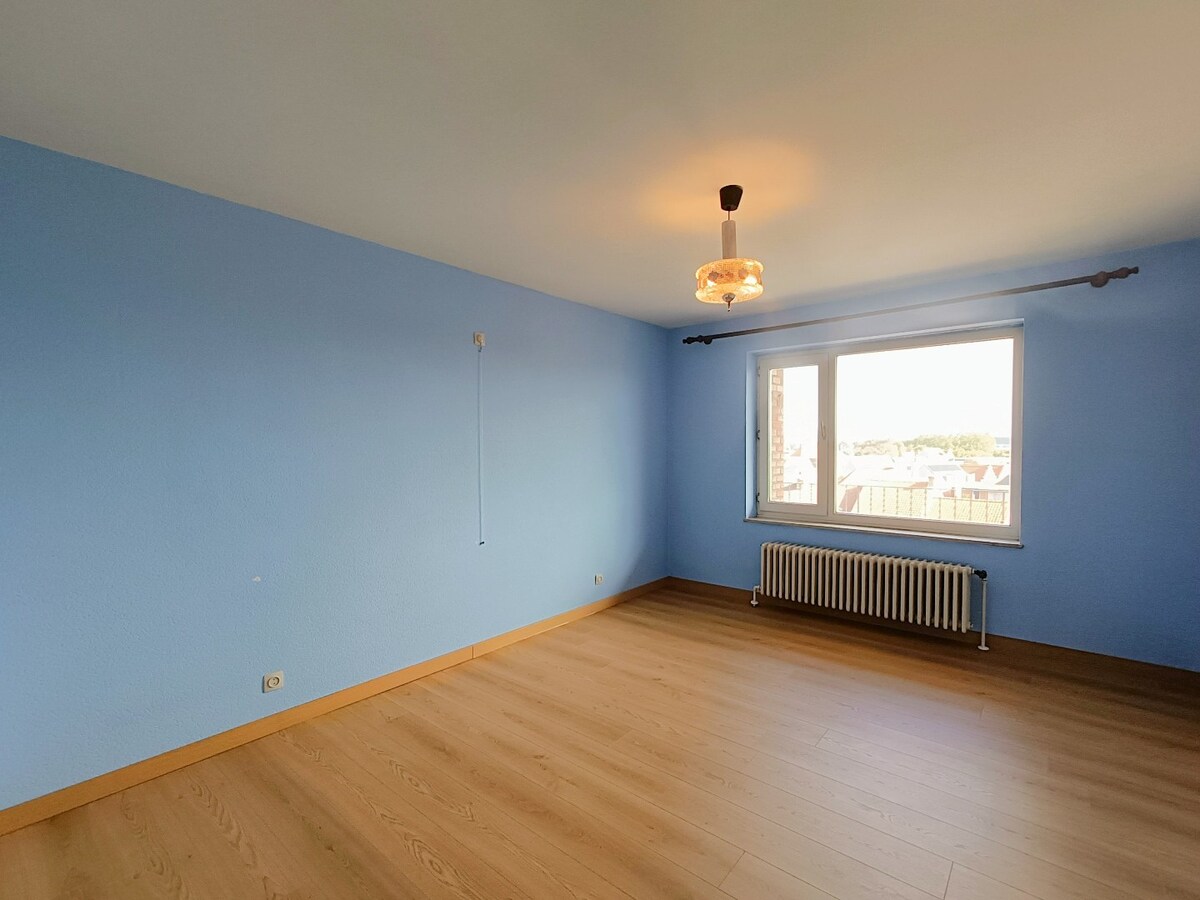 Ruim 2-slaapkamerappartement met groot terras en garage-optie te Zeebrugge. 