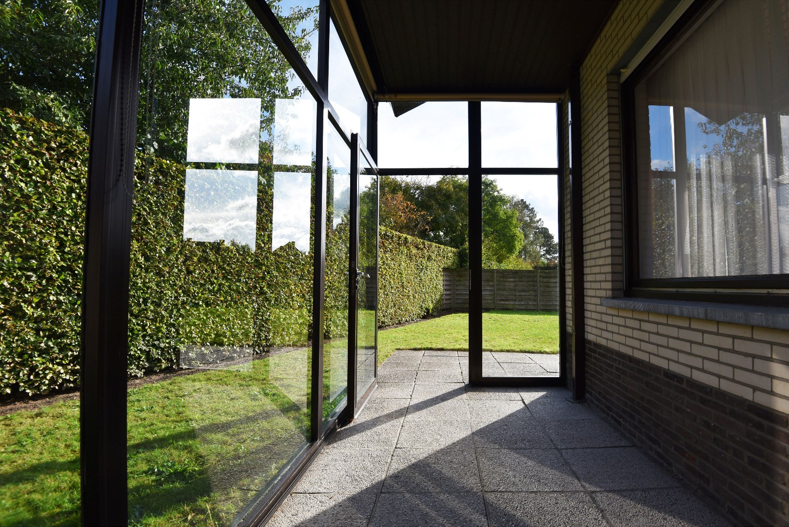 Open bebouwing (bungalow) met 3 slaapkamers en tuin te Adegem 