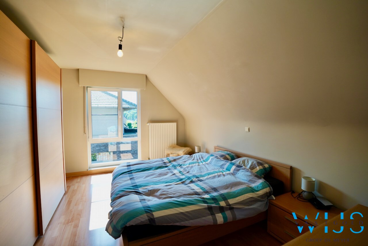 Stijlvolle alleenstaande woning met kapsalon te Kluizen 