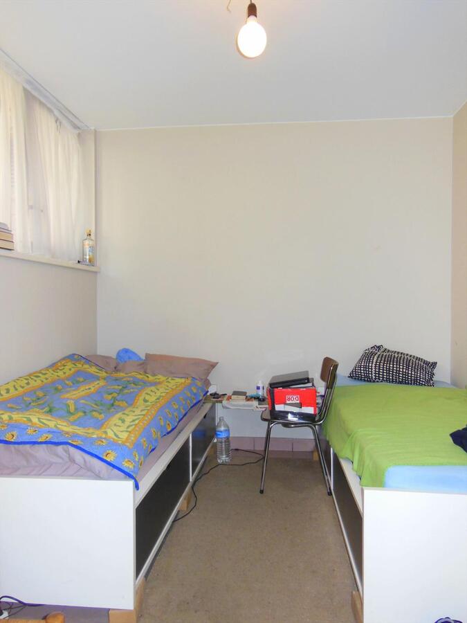 Ruim gelijkvloers appartement met 3 slaapkamers 