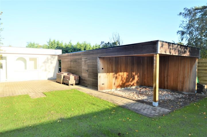 Prachtig gerenoveerde woning met een zeer ruime en zonnige tuin op top locatie in Mol 