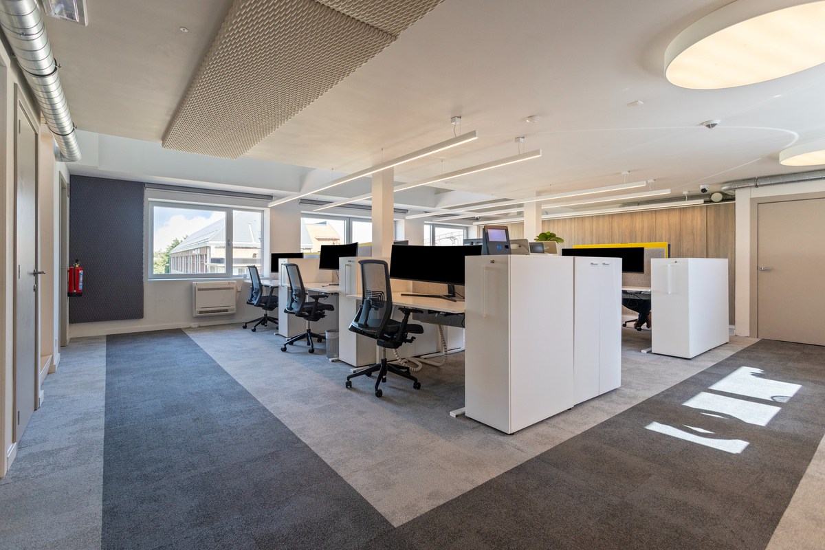 Kantoorpand met handelsruimte te koop nabij Mechelen station