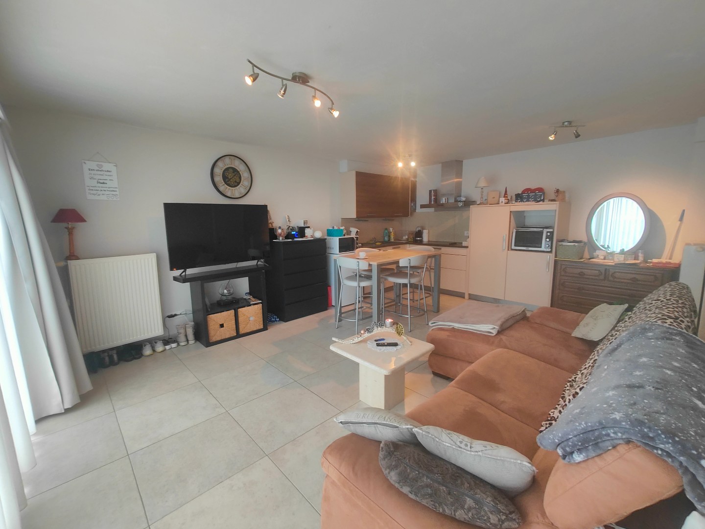 Instapklare woning met garage en ruim terras 