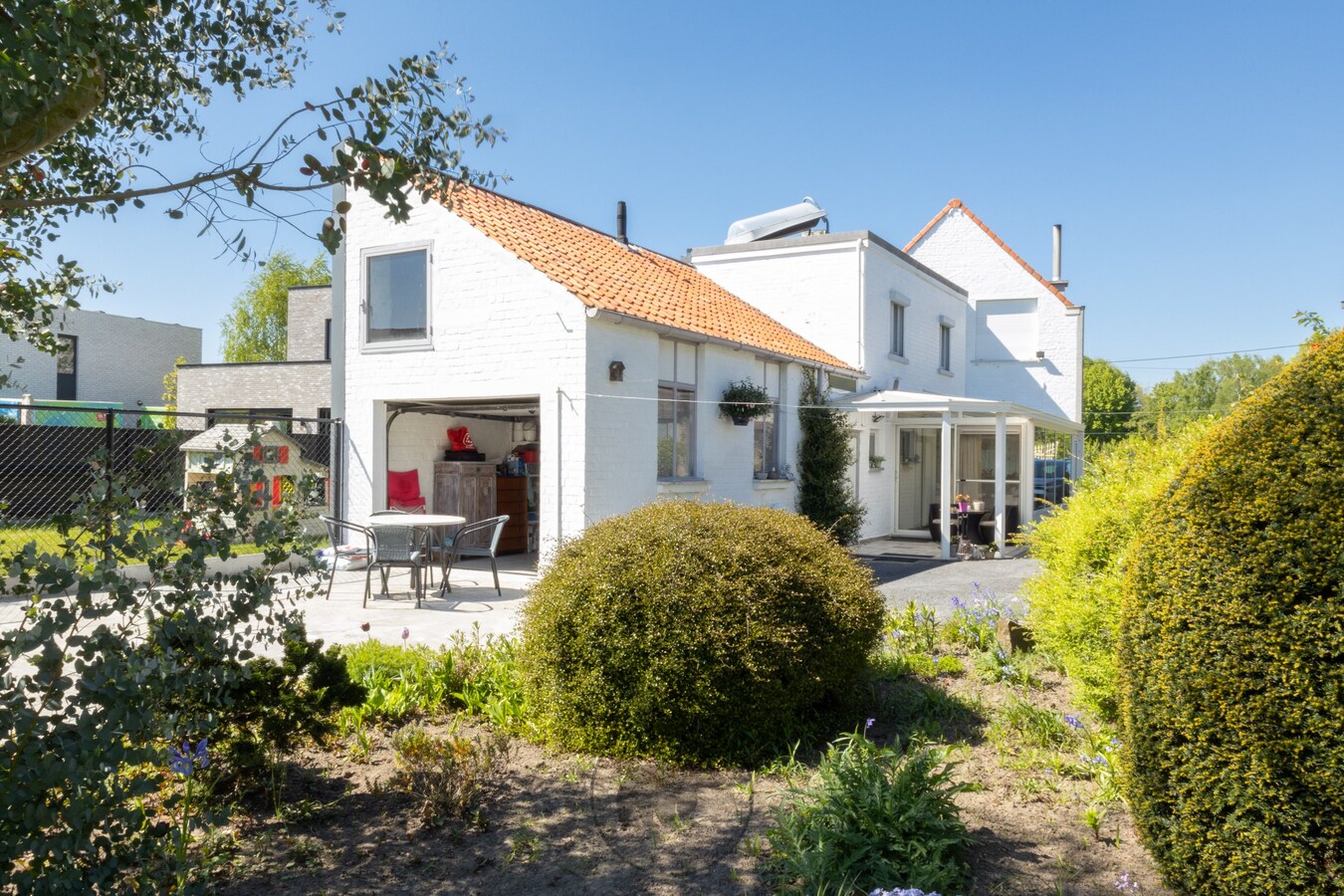 Rustig gelegen woning met open uitzicht te Melle 