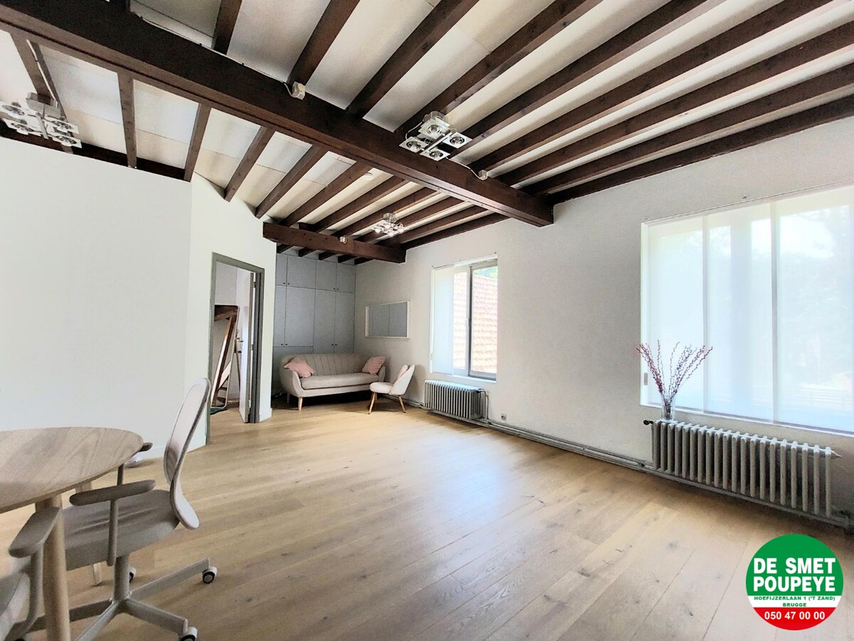 Kantoor - winkel - showroom - praktijk met' woonst 