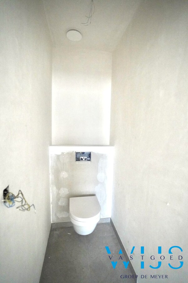 Nieuwbouw in aangename woonwijk te Oosteeklo ! 