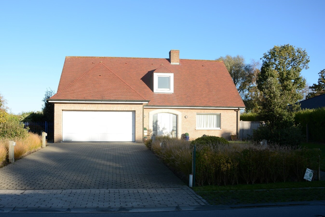 Stijlvolle villa met 4 slaapkamers en grote tuin 