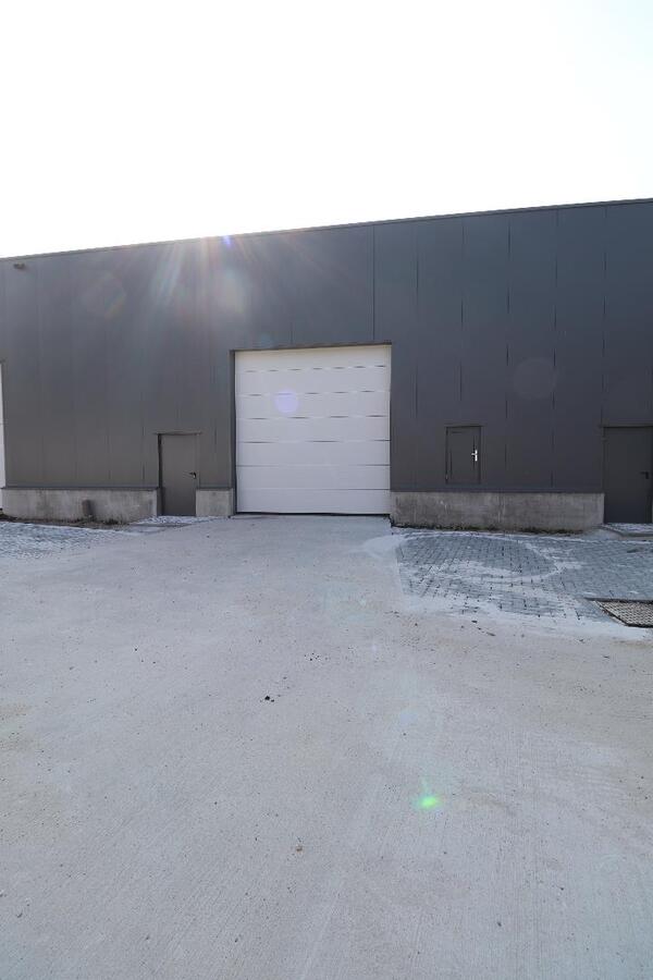 Verkocht industrie - Geel