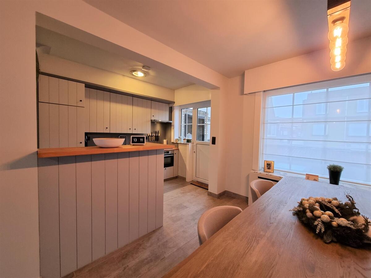 Centraal, doch rustig gelegen leuke bel-étagewoning - Heist 