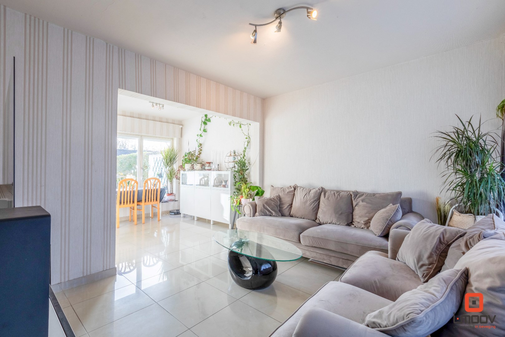 Starters woning met zonnige tuin! 