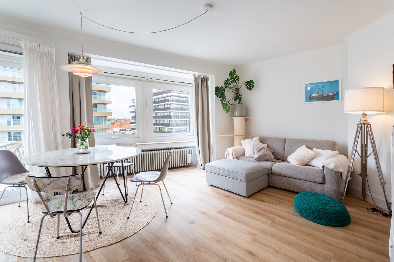 Volledig gerenoveerd appartement op de Zeedijk 