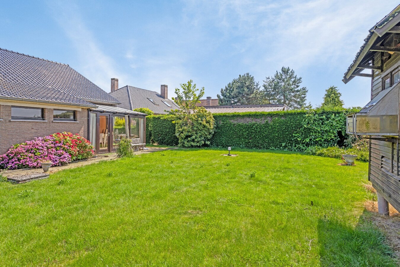 Prachtig gelegen woning met drie slaapkamers in Mullem 