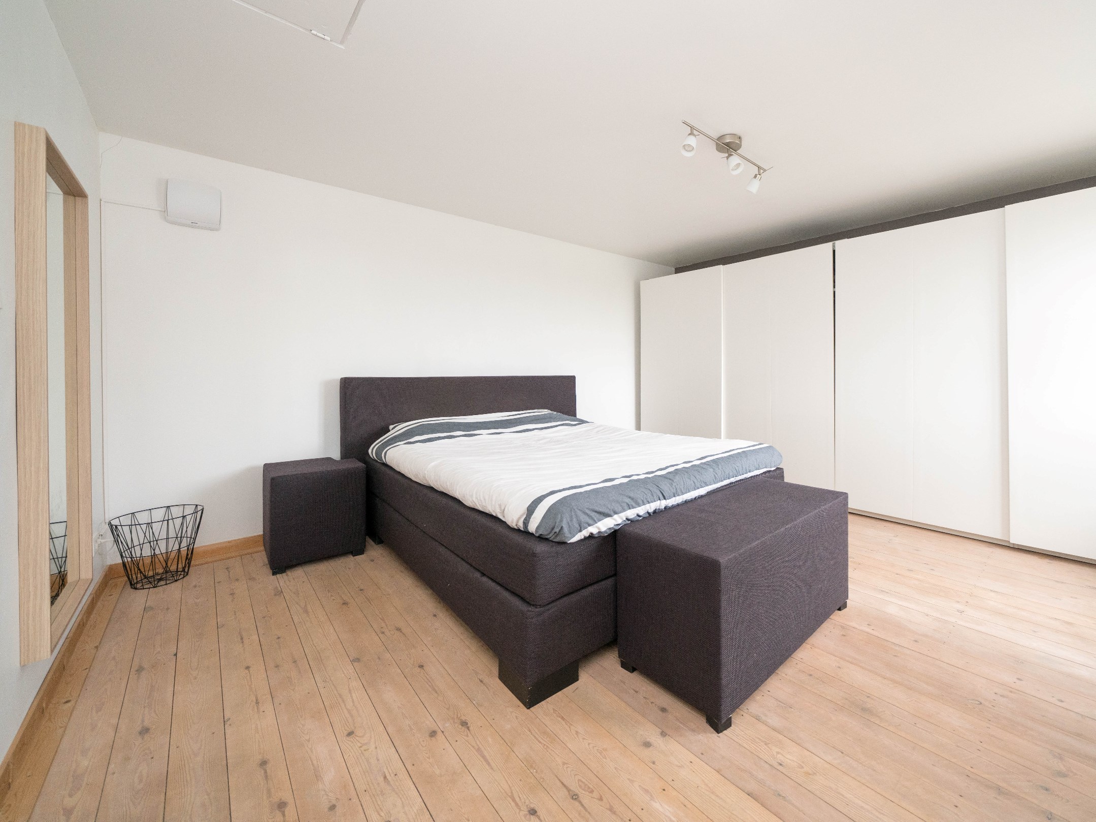 Gerenoveerde woning met grote tuin 