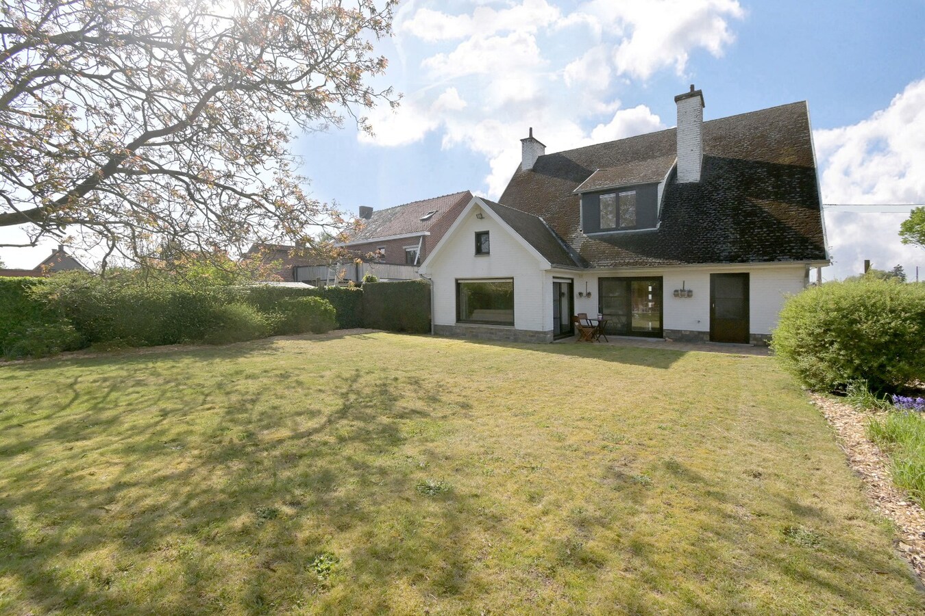 Degelijke villa. 