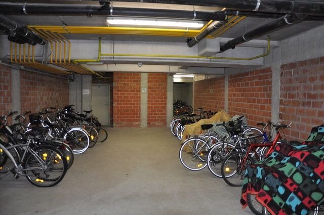 Modern 1 slaapkamerappartement op een boogscheut van het strand 