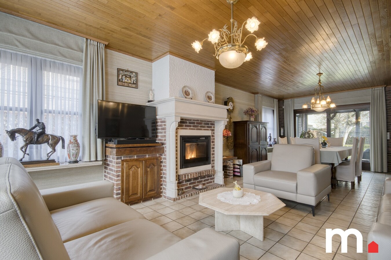 Alleenstaande villa met 6 slaapkamers en zonnige tuin op TOPligging ! 