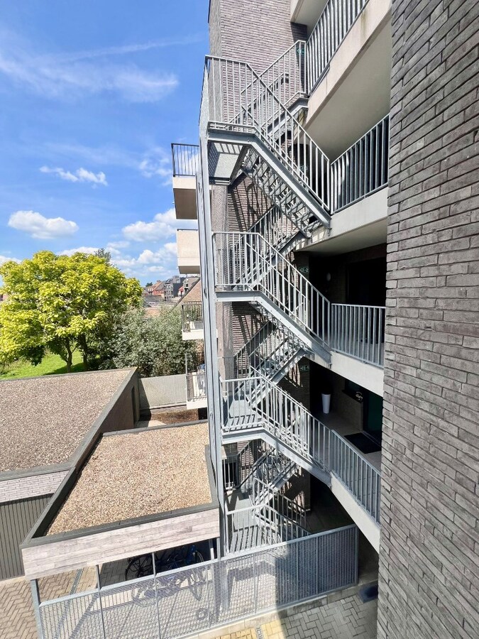 Ruim appartement op de markt van Houthulst 