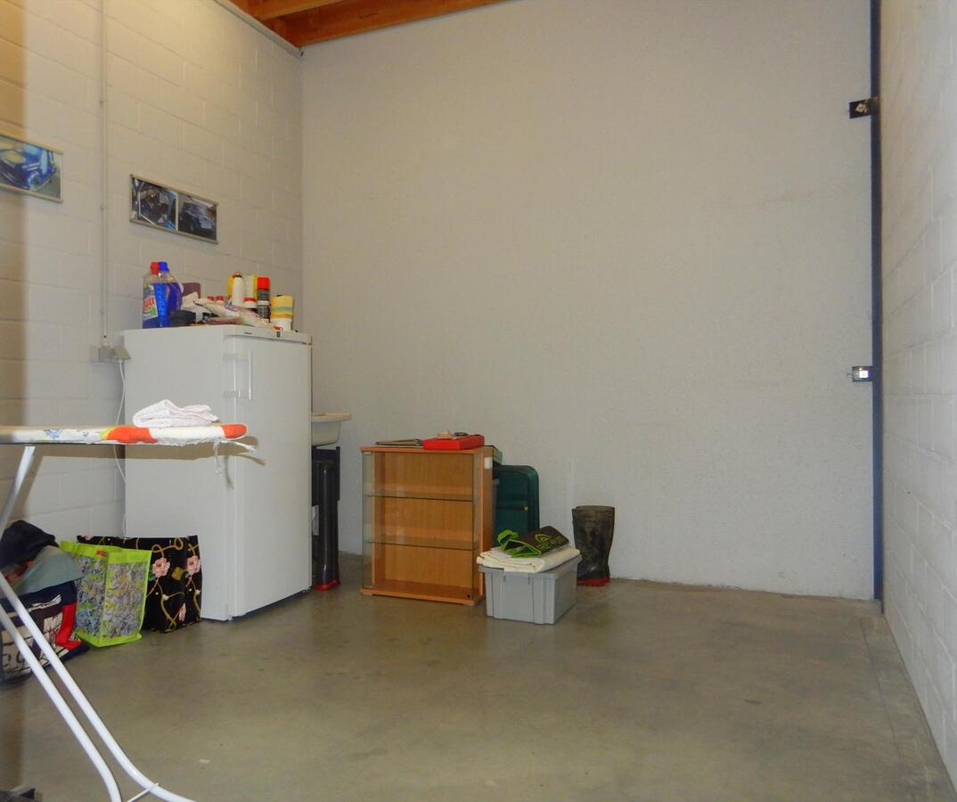 Bedrijfsgebouw met prachtige  woonst 