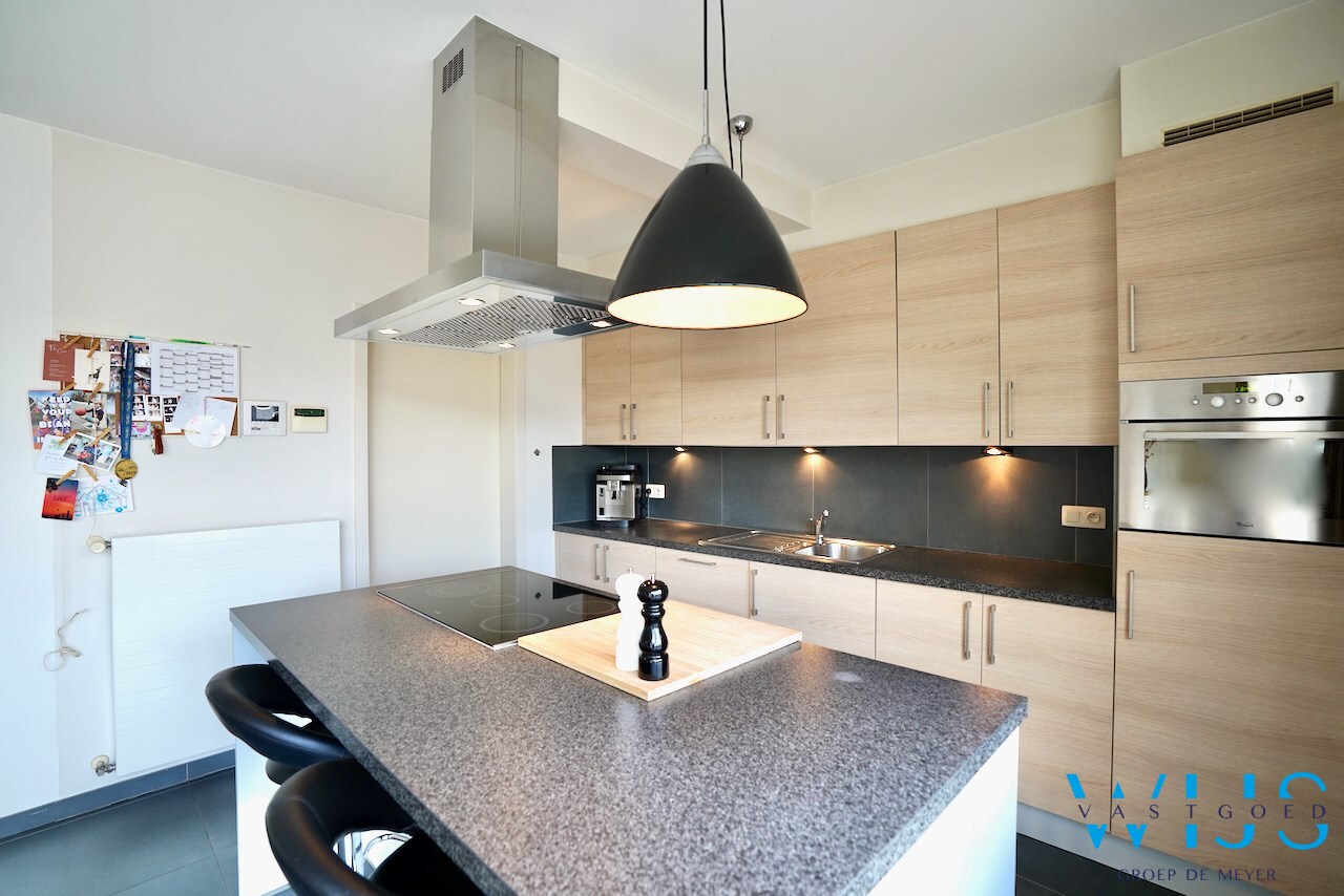 Prachtig energiezuinig appartement in hartje ERTVELDE ! 