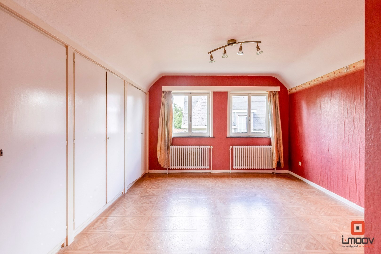 Totaal renovatie: villa op toplocatie in Laarne 