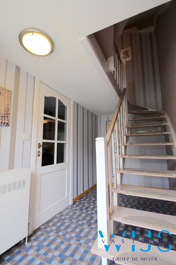 Instapklare Bel-étage in het centrum van Ertvelde! 