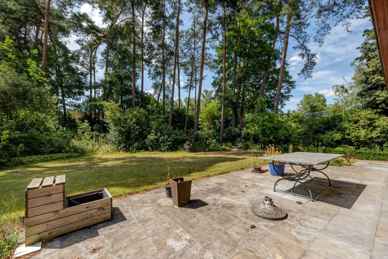 Ruime woning op prachtig perceel van 1.250 m² in ’s Gravenwezel – Zonnebos 