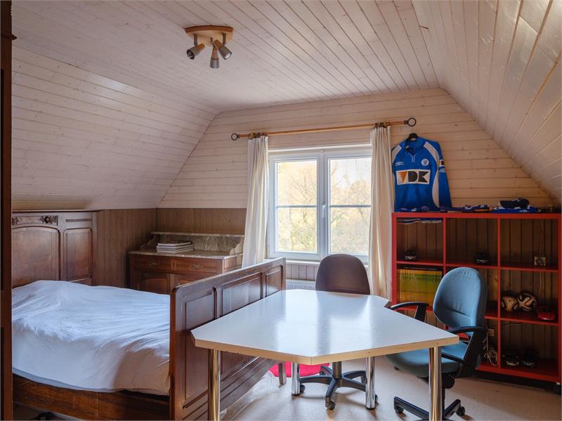 Villa-landhuis met prachtig zicht op uitgestrekte achterliggende velden 