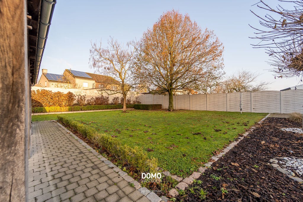 WARME GEZINSWONING VAN 262 M² MET PRACHTIGE TUIN IN HARTJE KORTESSEM 