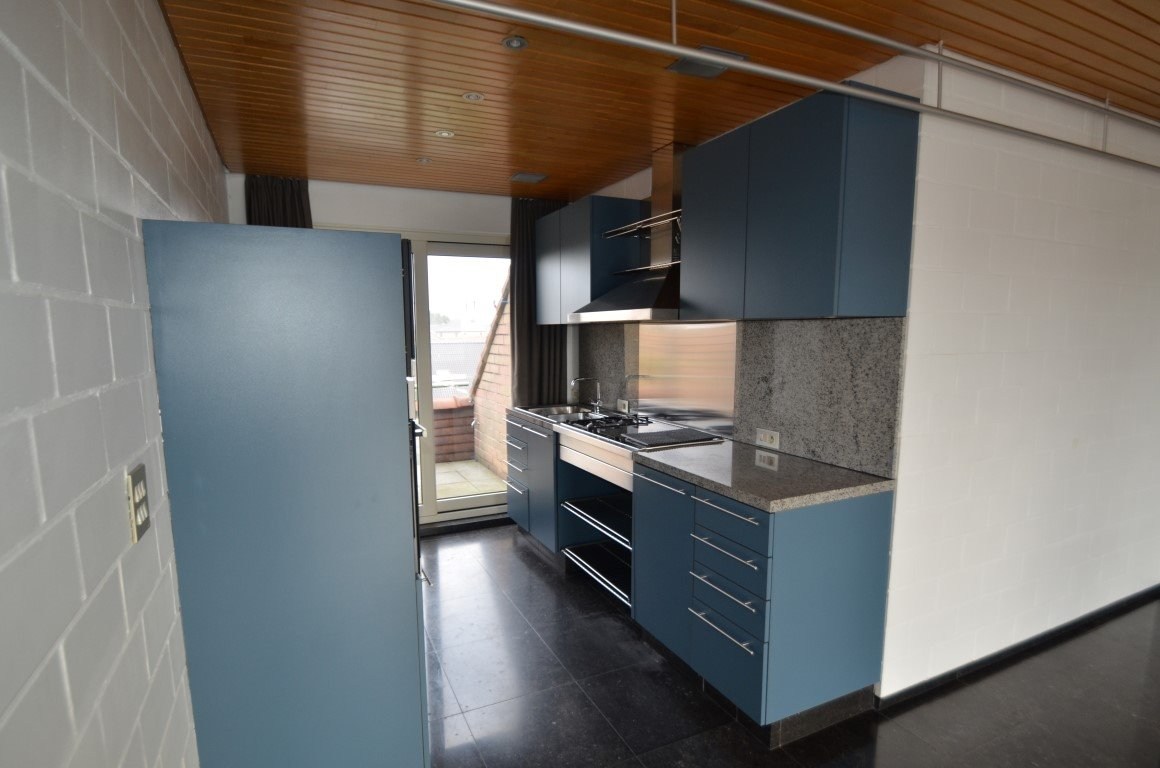 Modern dakappartement met 2 slpks en garage 