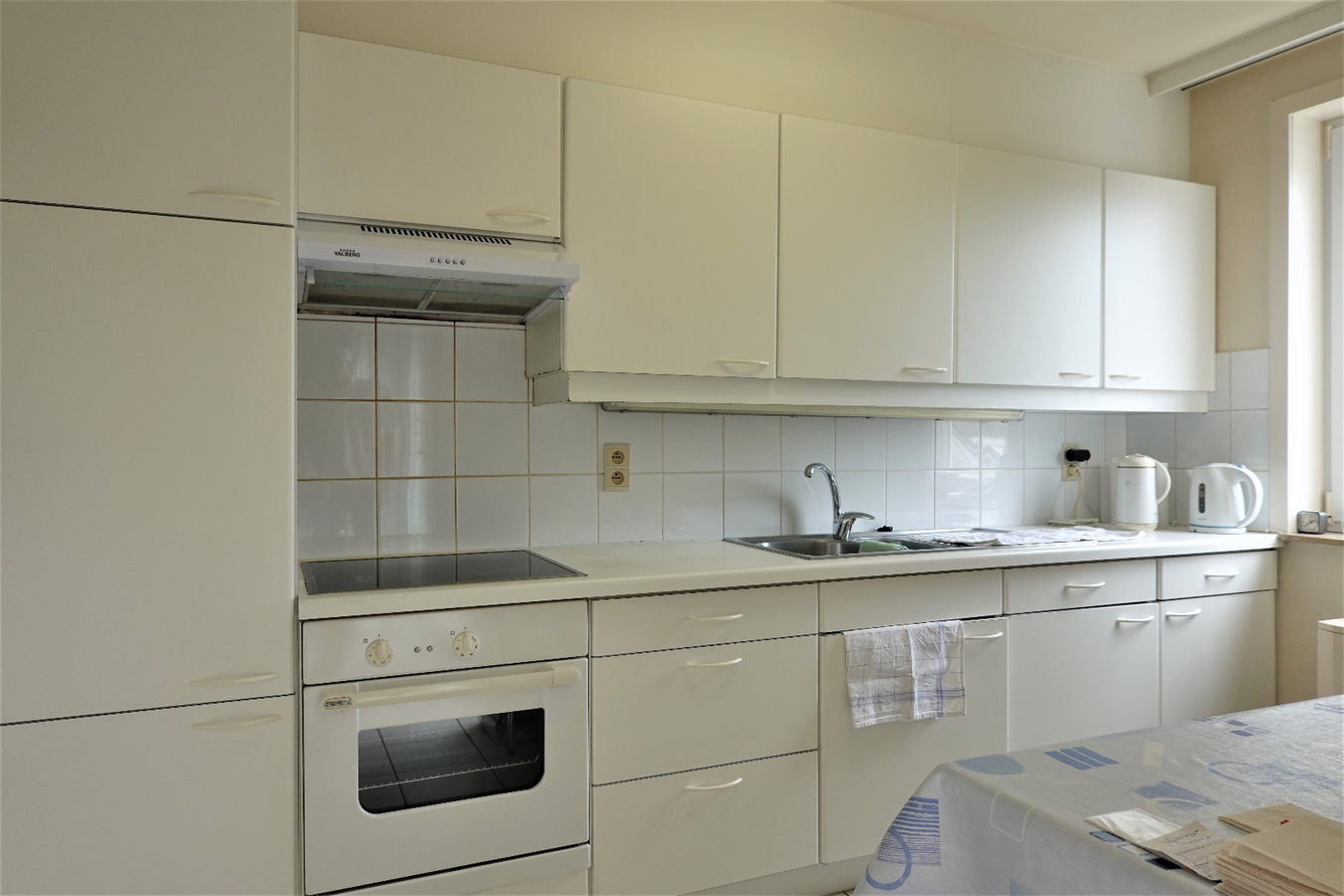 Duplexappartement in centrum Gistel met garage 