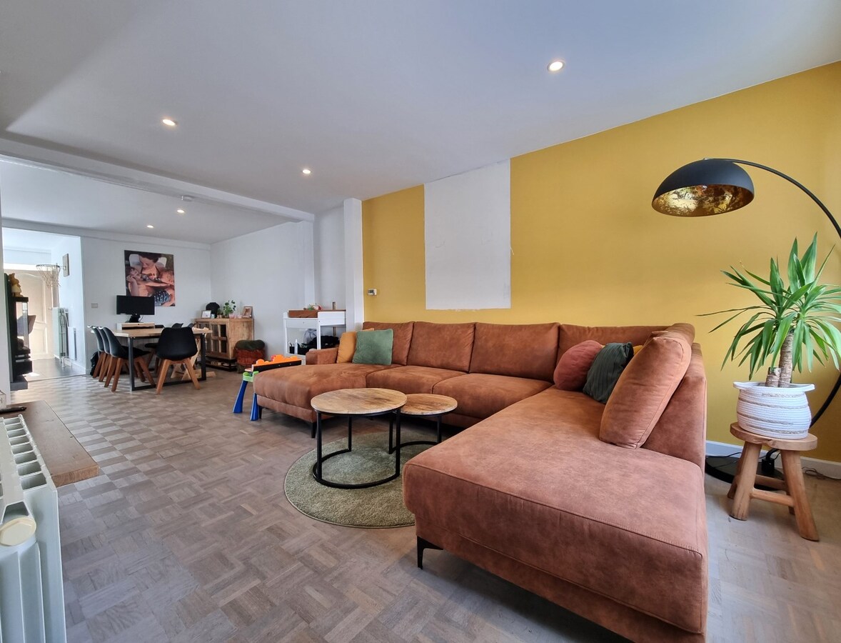 Aangename gezinswoning met tuin, garage &amp; achteruitgang - Heist 