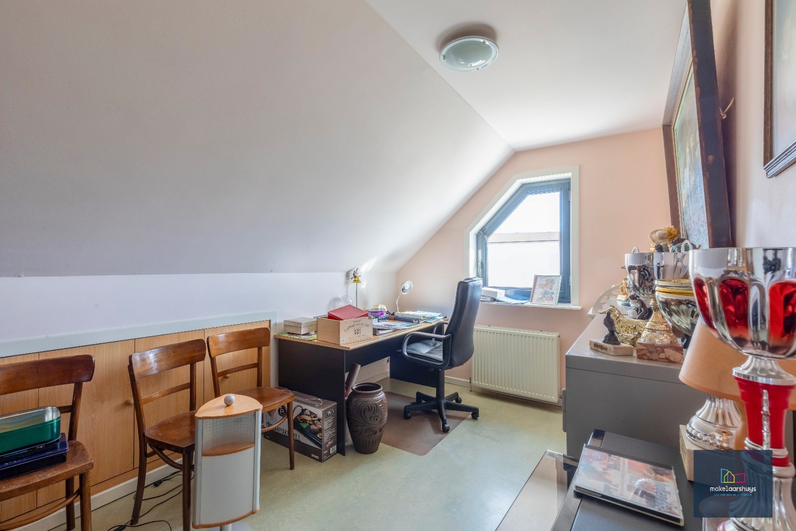 Ruime open bebouwing op een gunstige ligging te Drongen 