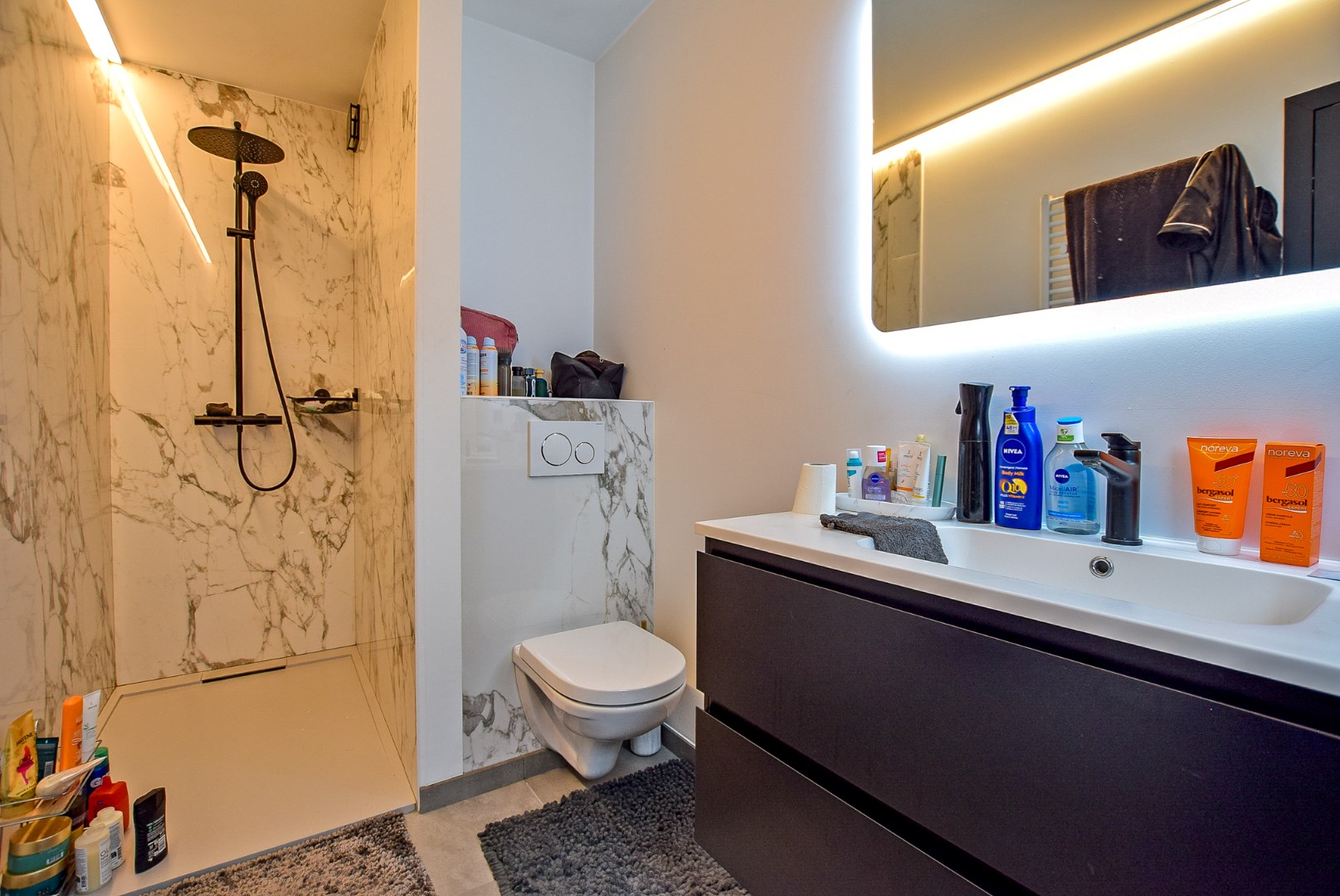 Exclusief penthouse (99m²) met maar liefst 100m² dakterras te Sint-idesbald (Koksijde). 