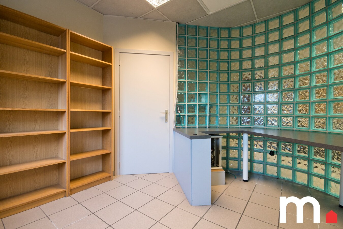 Villa met binnenzwembad, sauna en praktijkruimte (160m2) te Kuurne ! 