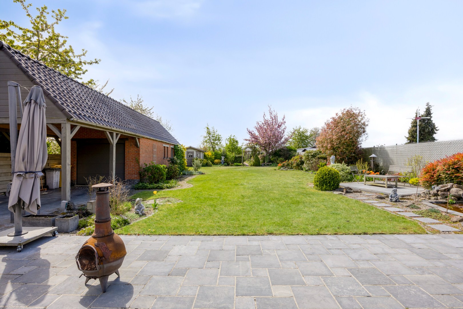 Open bebouwing met prachtige tuin en 4 ruime slaapkamers, garage, tuin en terras in Bierbeek – EPC 272kWh/m² 