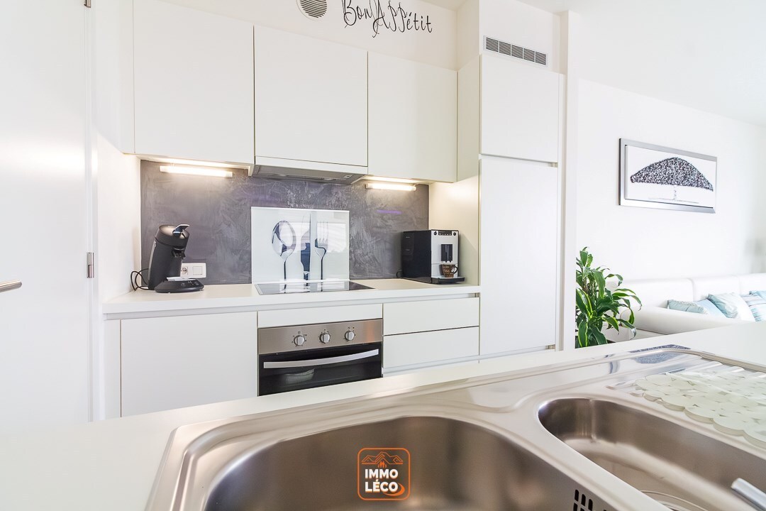 Appartement moderne avec terrasse et parking privé, en face du parc de Mouscron ! 